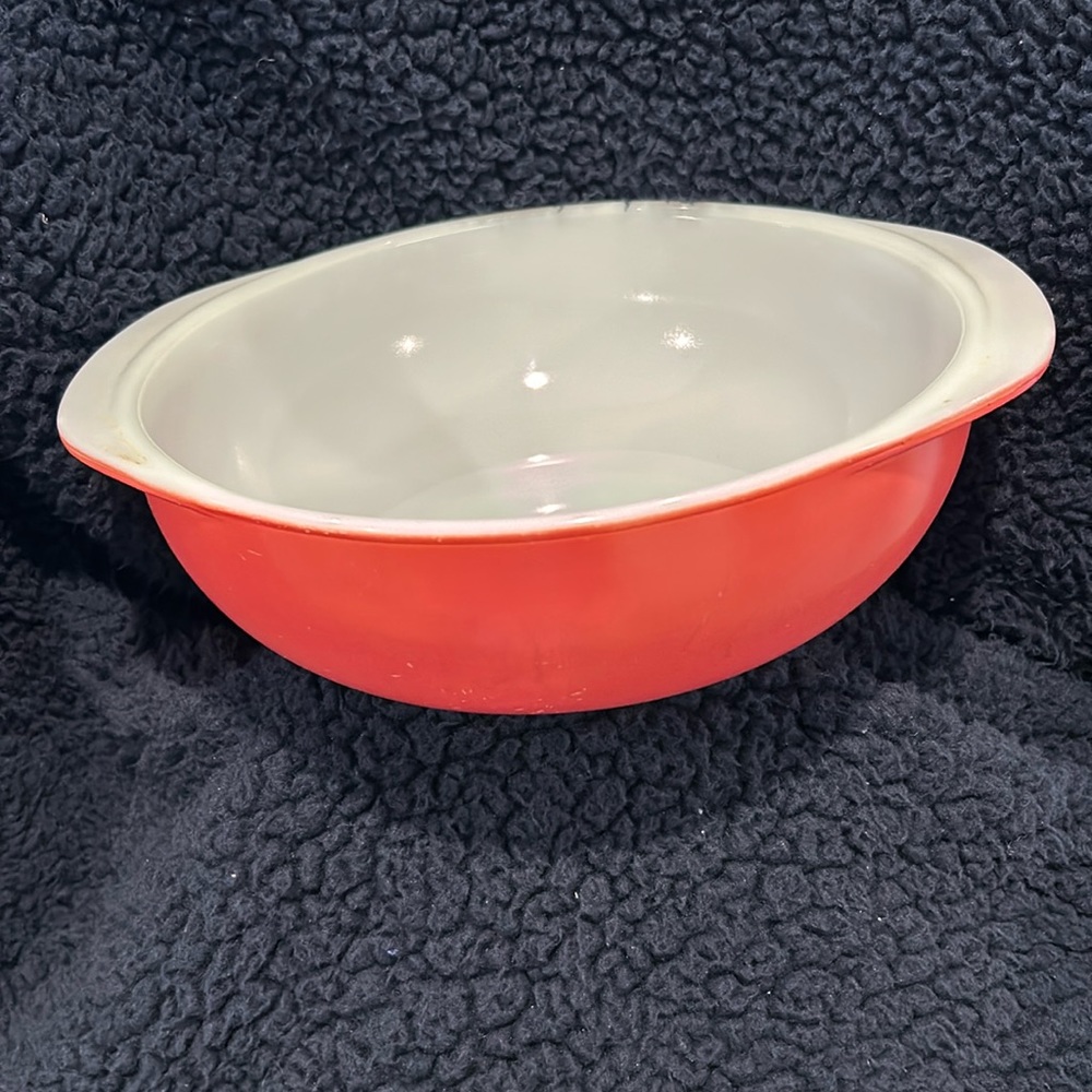 Vintage “Pink Flamingo “ Pyrex Bowl.